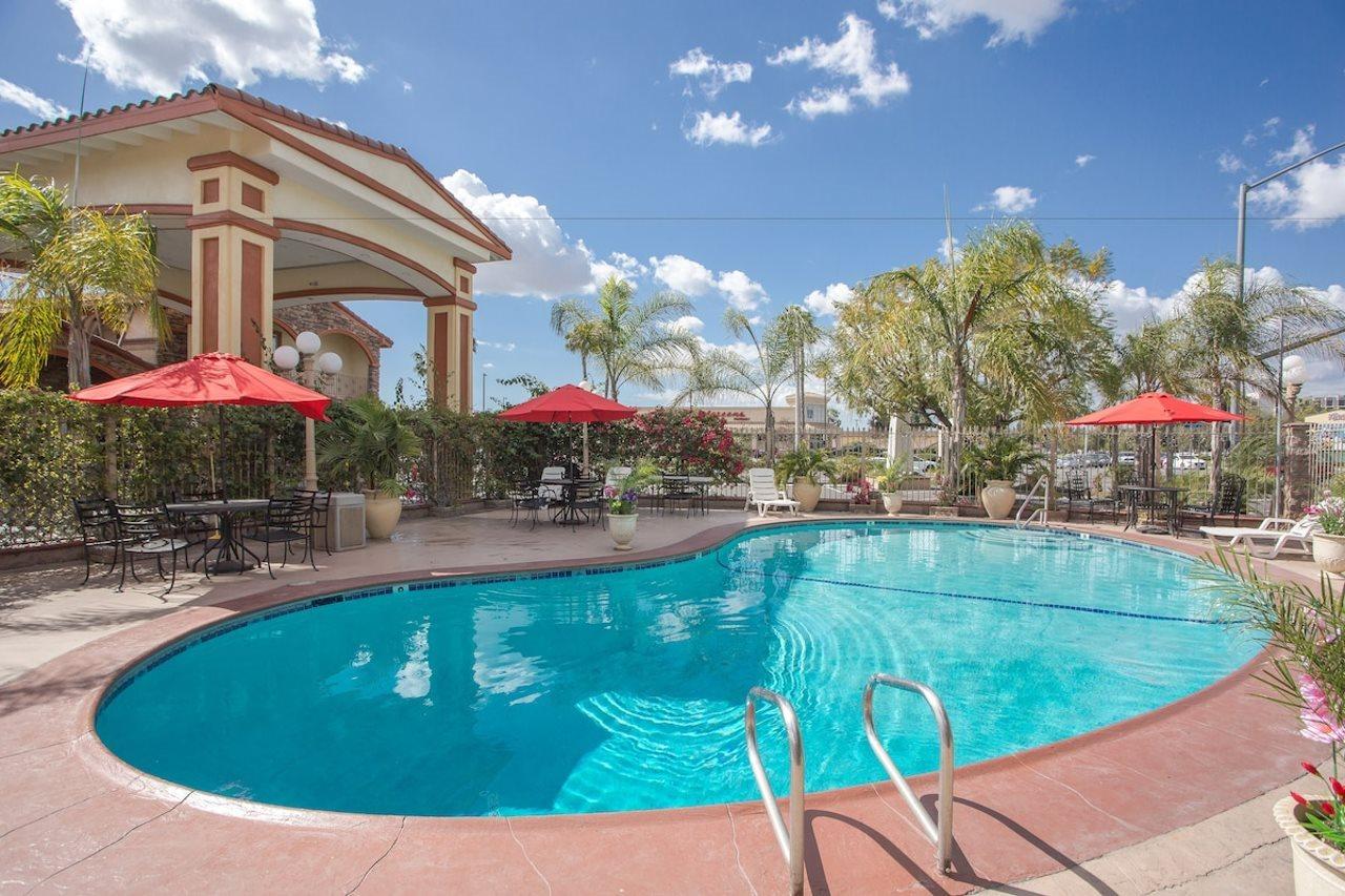 Best Inn & Suites Buena Park Εξωτερικό φωτογραφία