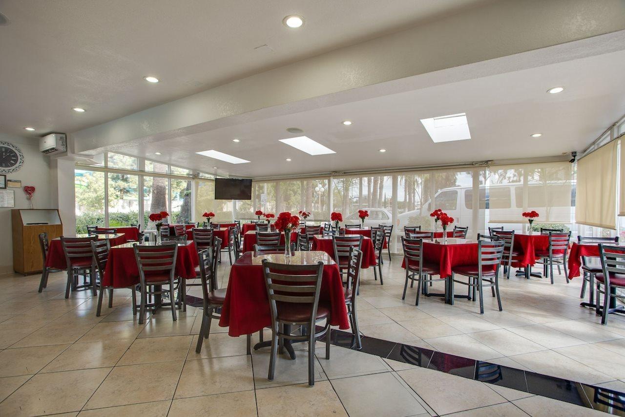 Best Inn & Suites Buena Park Εξωτερικό φωτογραφία