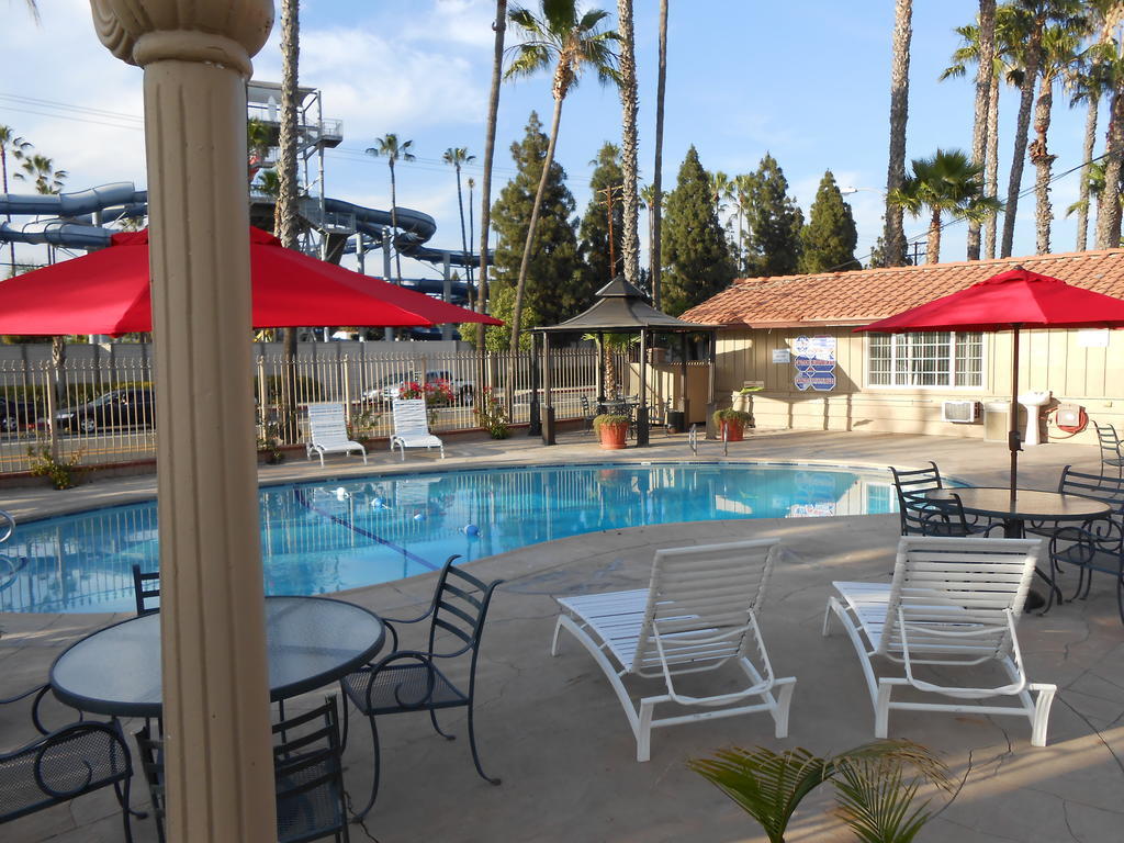 Best Inn & Suites Buena Park Εξωτερικό φωτογραφία
