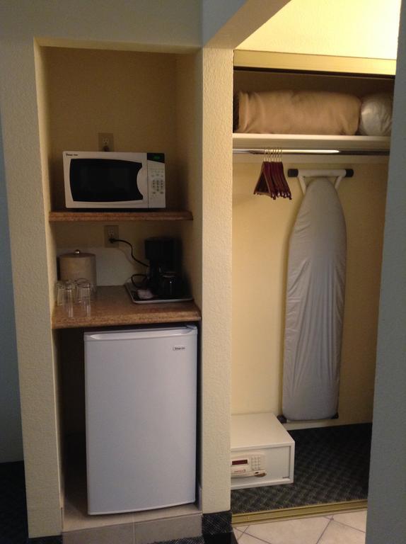 Best Inn & Suites Buena Park Εξωτερικό φωτογραφία